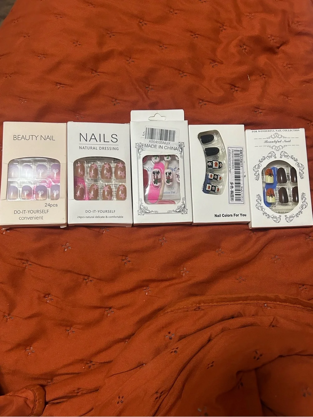 Assorted press on nail bundle